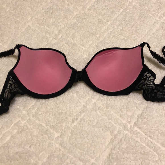 Black bra with lace trim - Picture 2 of 3